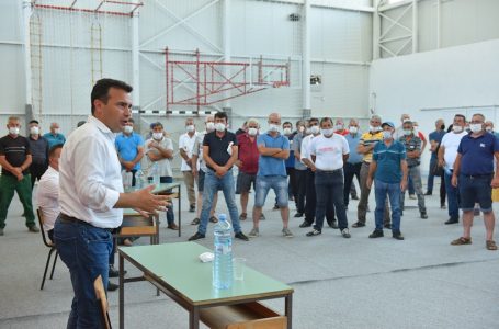 Заев на средба со граѓани: Рудник во Иловица нема и нема да има, на ВМРО-ДПМНЕ профитот му е поважен од граѓаните